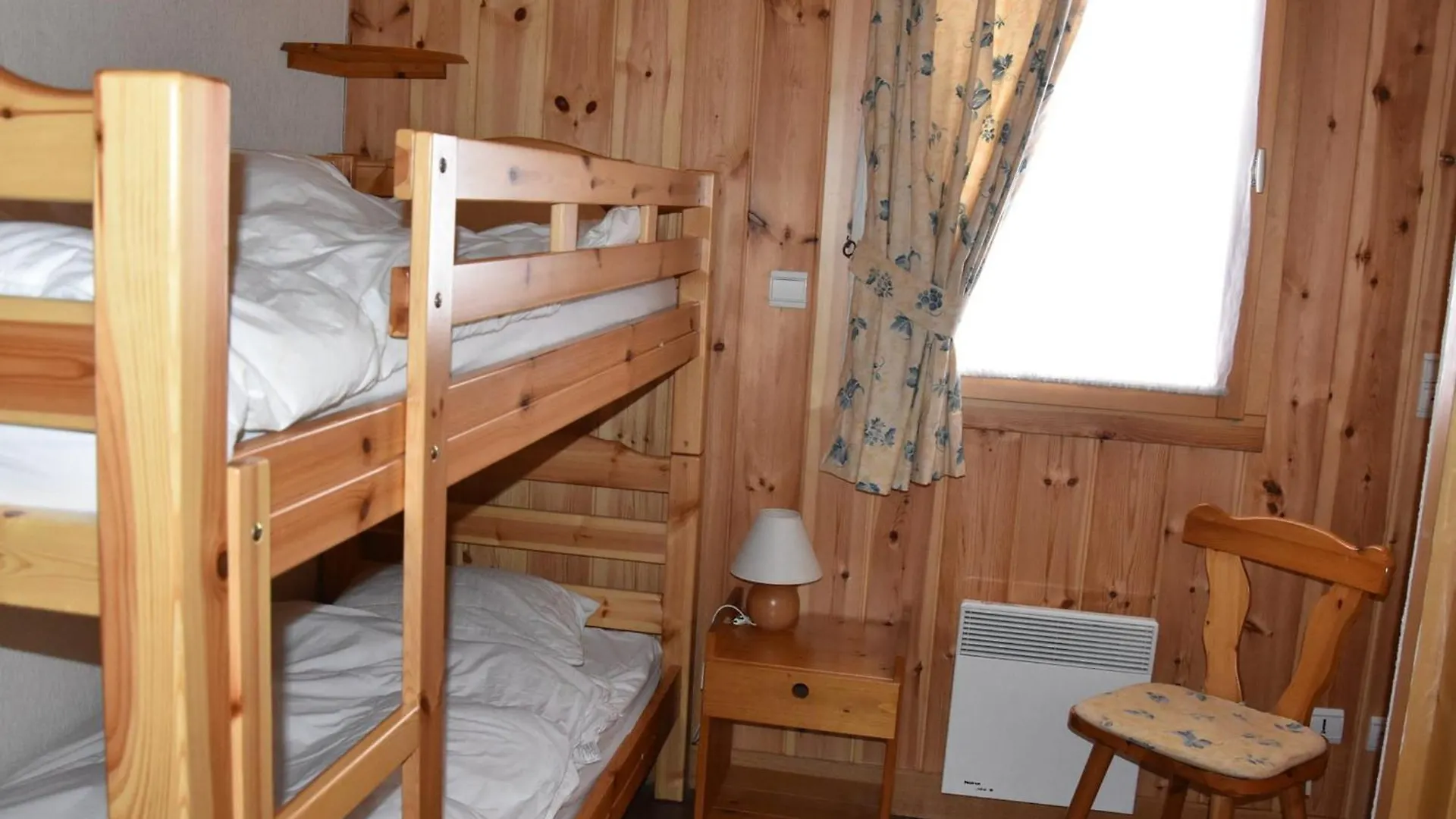 Appartement Spacieux Proche Telecabine Avec Terrasse Et Wifi - Fr-1-464-51 La Plagne Apartment