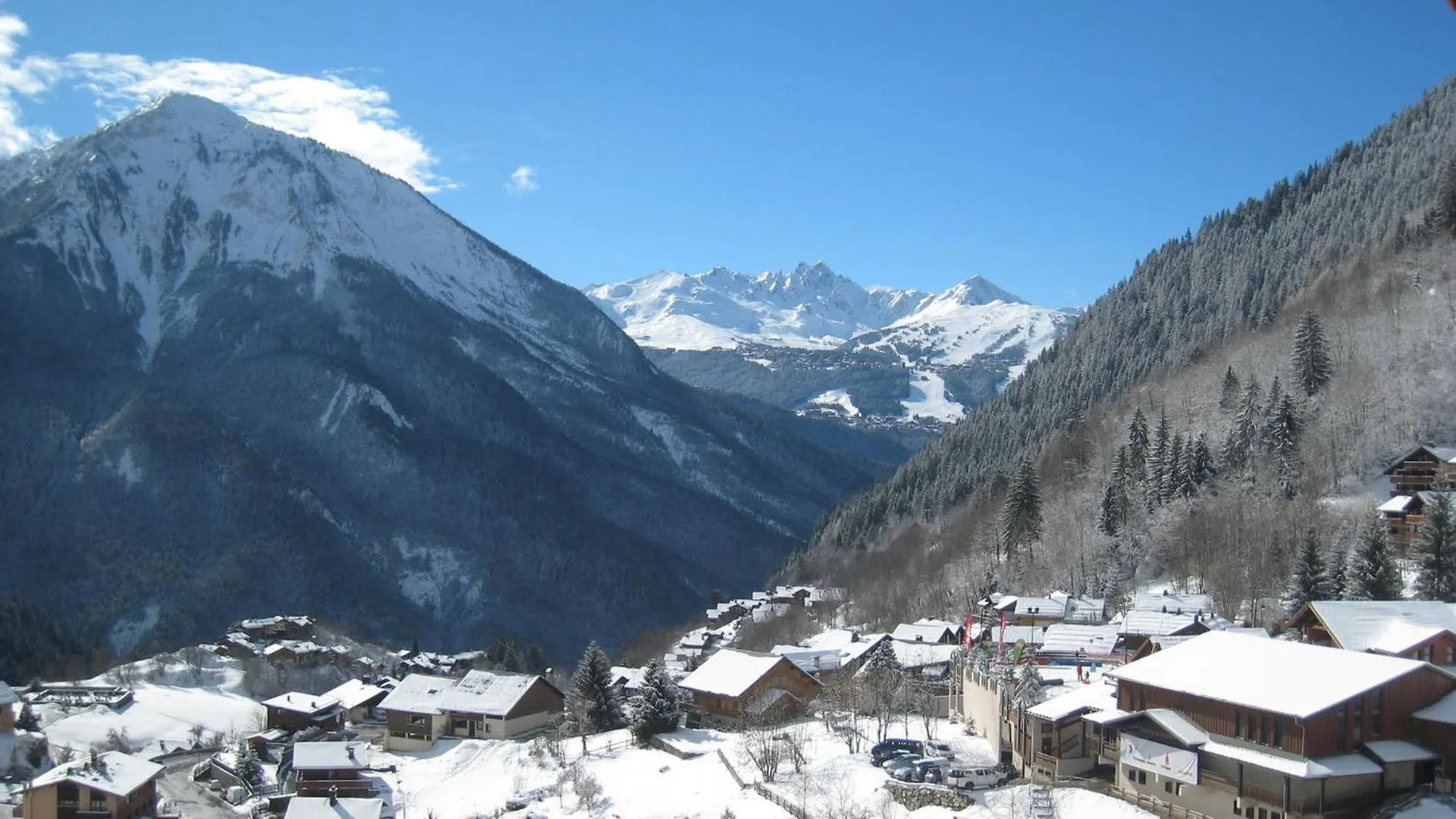 Appartement Spacieux Proche Telecabine Avec Terrasse Et Wifi - Fr-1-464-51 La Plagne Apartment