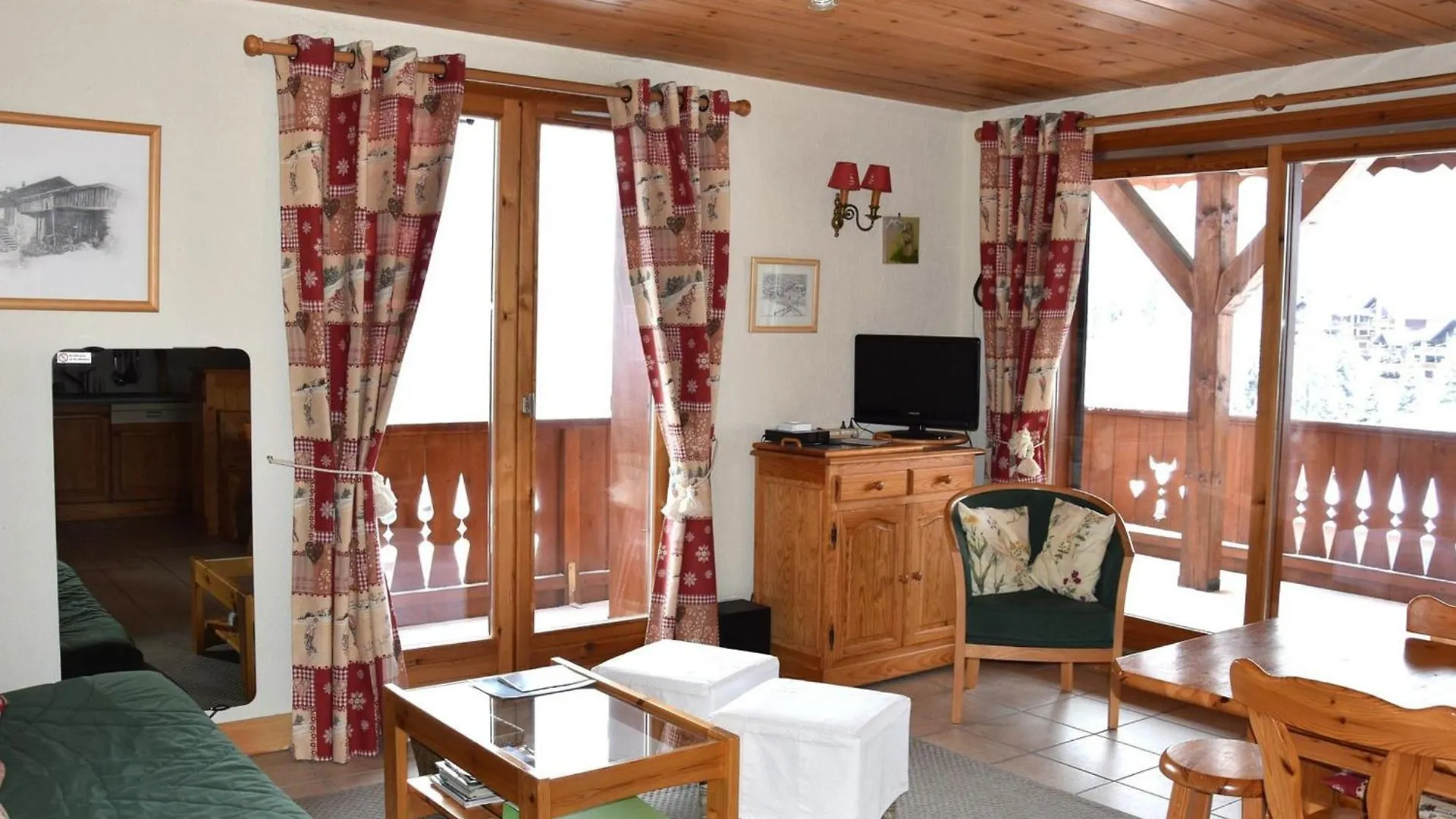 Apartment Appartement Spacieux Proche Telecabine Avec Terrasse Et Wifi - Fr-1-464-51 La Plagne